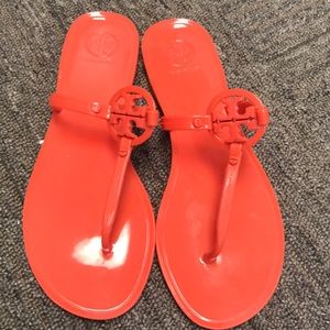 Coral Tory sandals